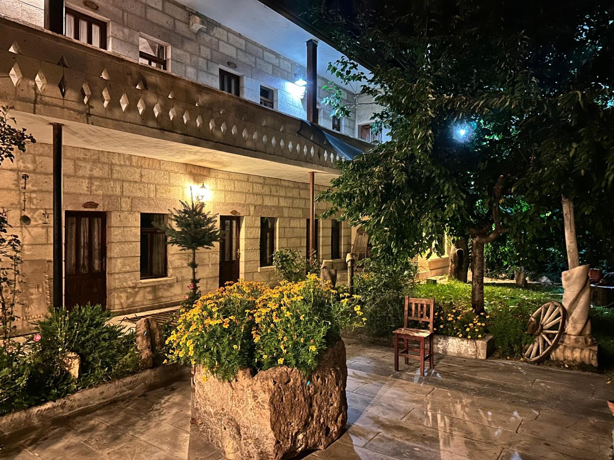 Hotel Anatolia Raymonde Cave House Üçhisar Esterno foto