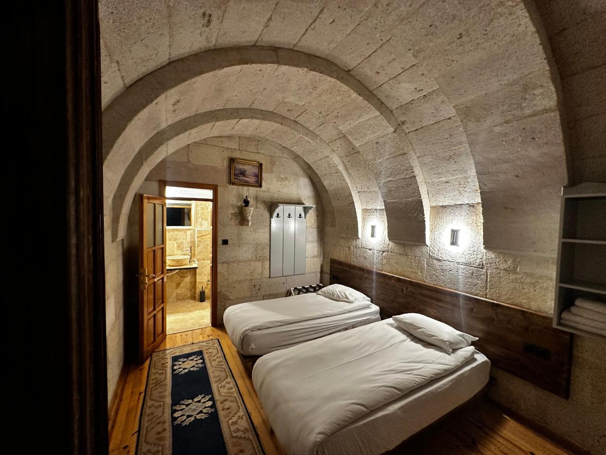 Hotel Anatolia Raymonde Cave House Üçhisar Esterno foto
